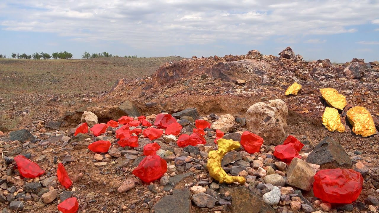 Révélation Naturelle : Les Champs Enchanteurs Où Rubis et Or Émergent comme un Trésor Caché  Plongez dans la splendeur des champs mystérieux où la nature dévoile ses richesses les plus précieuses. Notre exploration révèle l'émergence de rubis étincelants et d'or scintillant, transformant ces paysages en véritables trésors cachés. Découvrez les secrets que la terre a gardés pendant des siècles, révélant un héritage précieux qui éblouit l'œil et nourrit l'âme. Suivez-nous dans cette aventure naturelle où chaque découverte éclaire notre compréhension des richesses insoupçonnées qui sommeillent sous la surface de la Terre.